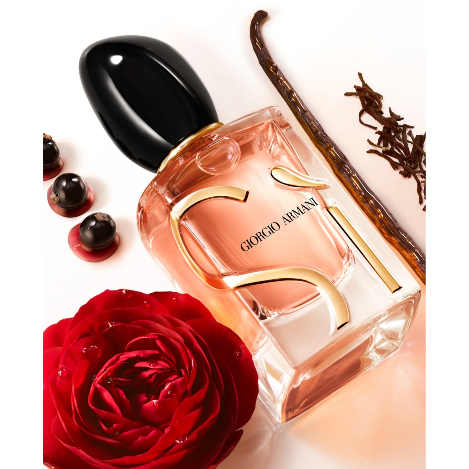 Giorgio Armani Sì intense refillable eau de parfum - British product