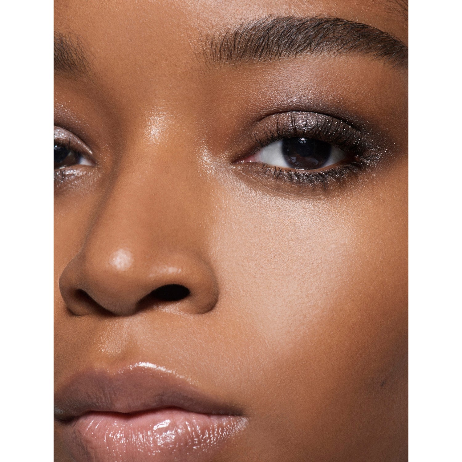 Victoria Beckham Beauty Satin Kajal Liner 1.1g, imported from the UK