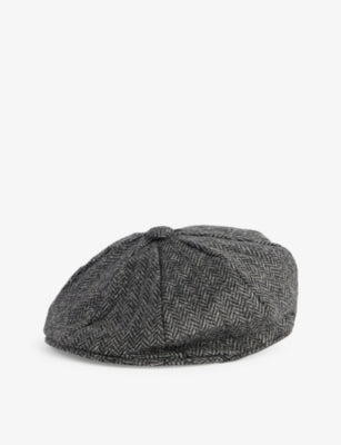 Dents Durleigh round-crown wool cap (British brand)