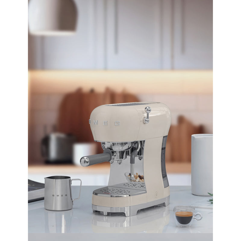 Smeg stainless steel espresso machine with steam wand (British brand)