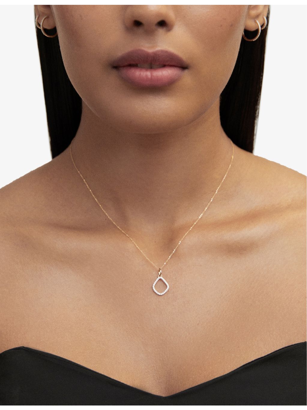 Monica Vinader yellow gold kite pendant lab-grown diamond, imported from the UK