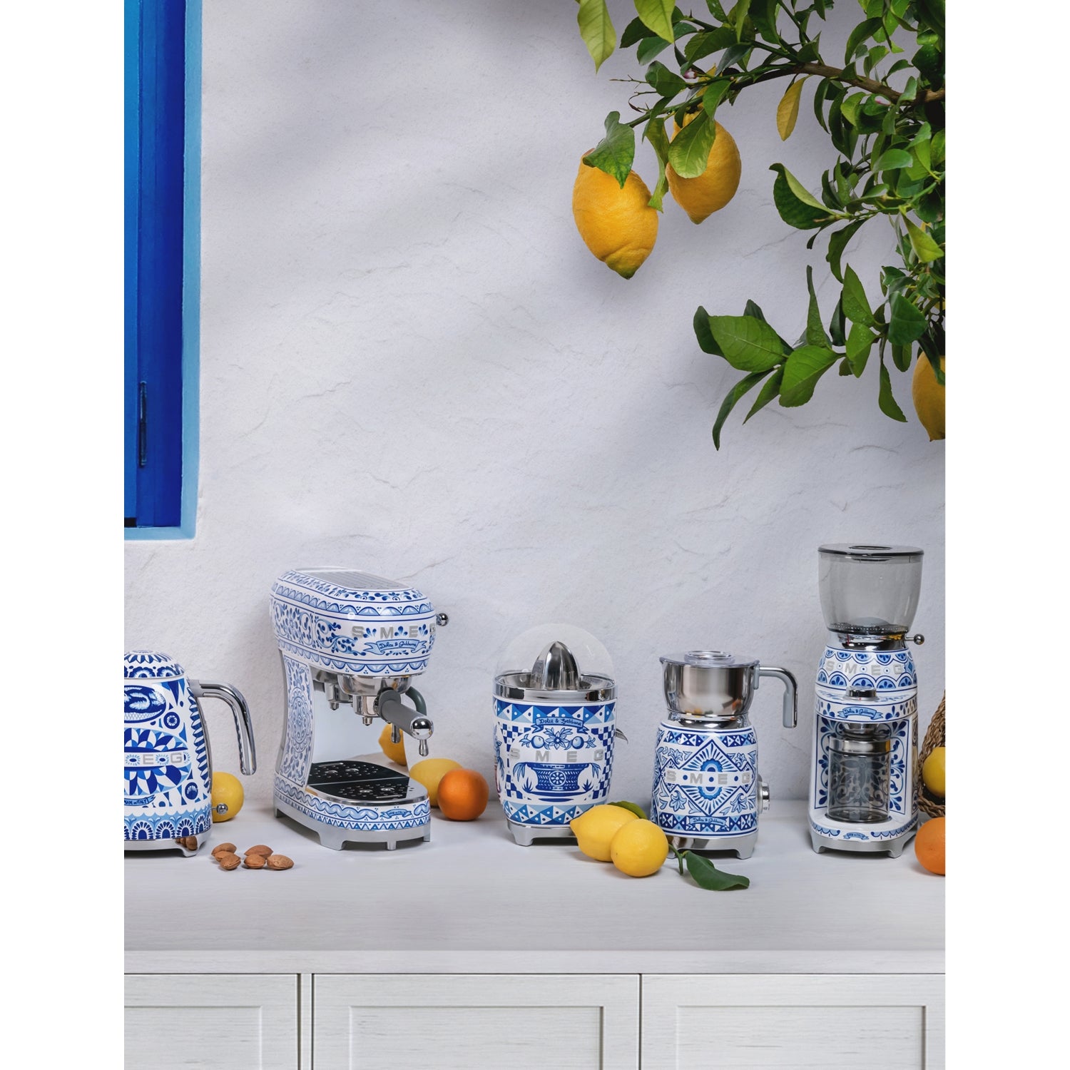 Smeg x Dolce & Gabbana Mediterraneo milk frother 600ml, UK version