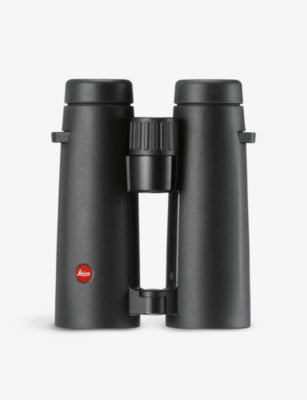 Leica Noctivid 10x42 binoculars for outdoor viewing - British product