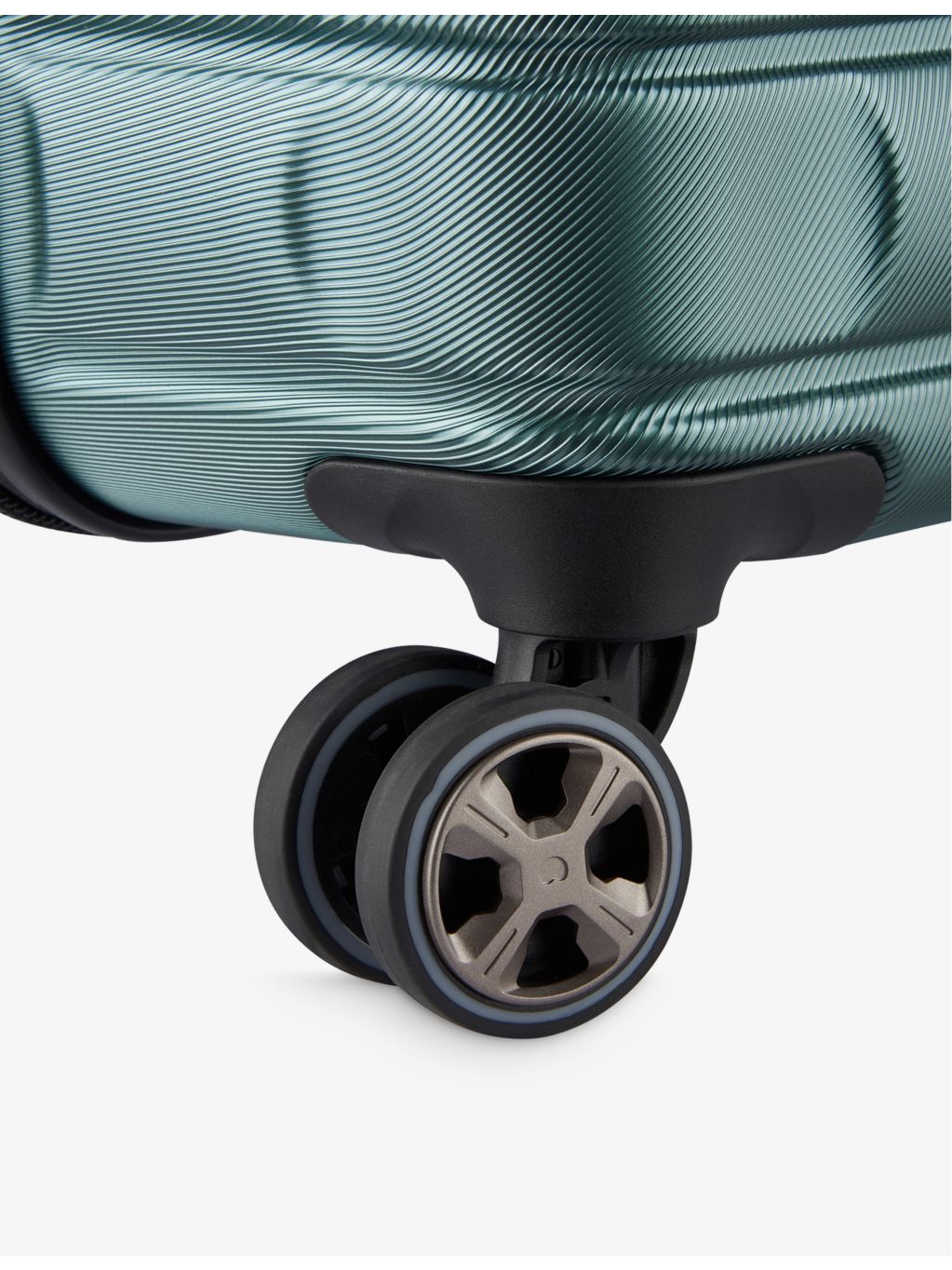 Delsey Shadow 5.0 suitcase 82cm, imported from the UK