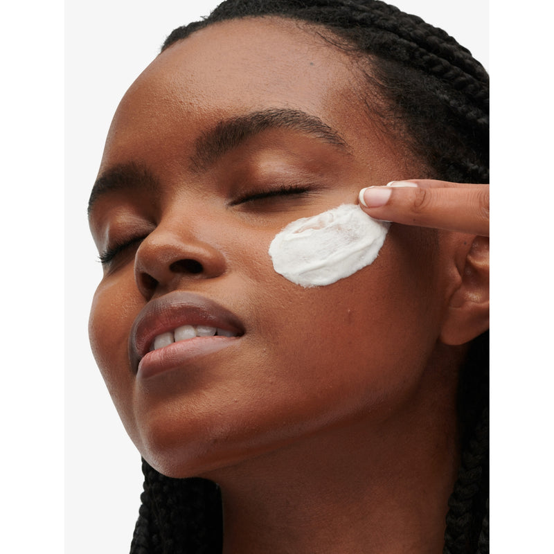 MAC Hyper Real Fresh Canvas cleanser (British brand)