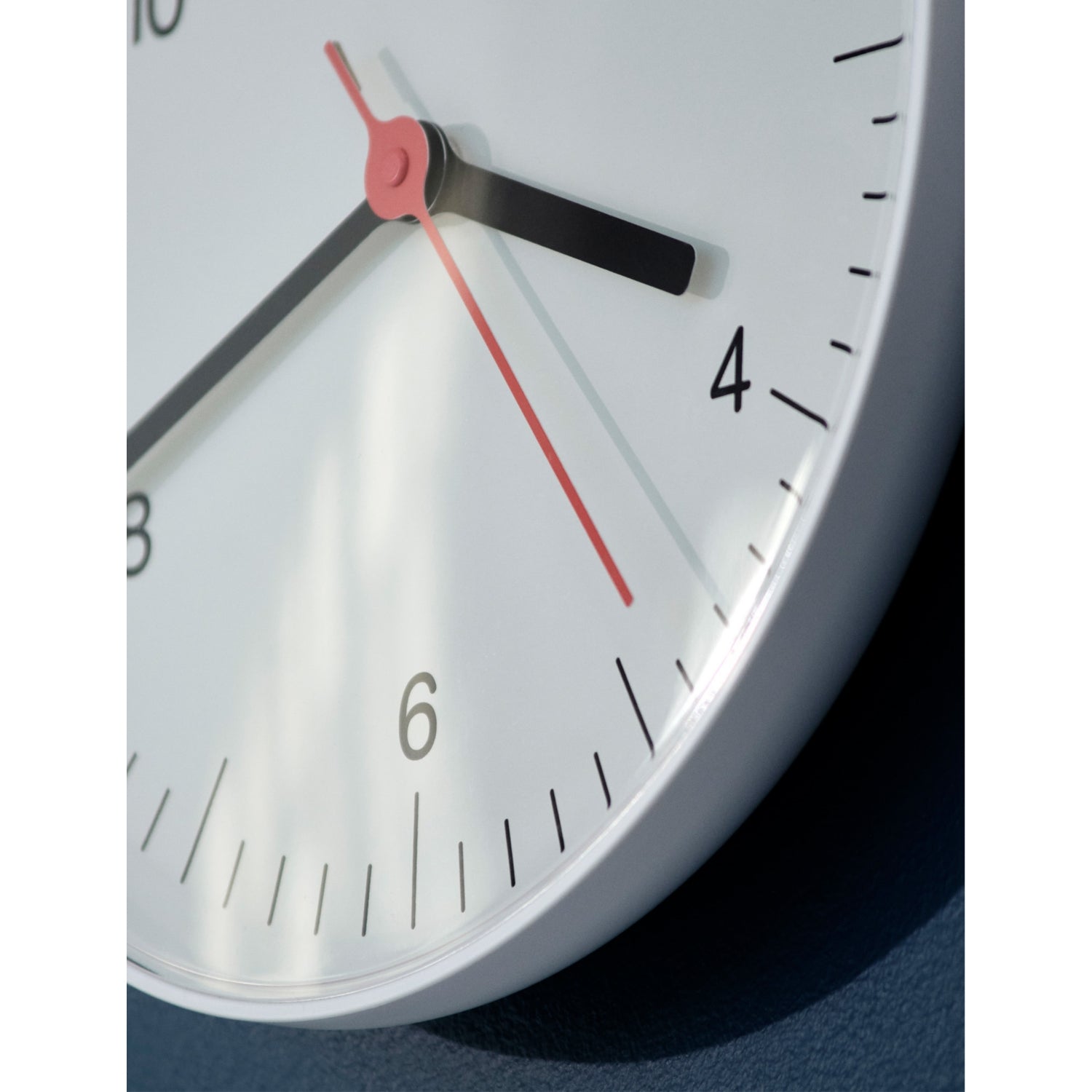 HAY Jasper Morrison analogue wall clock 26cm, UK version