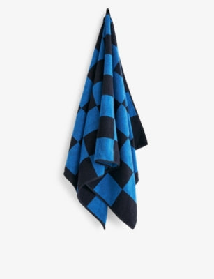 HAY check-pattern bath towel 70x136cm, imported from the UK