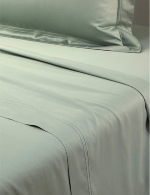 Yves Delorme Triomphe Veronese Bordered Cotton Double Flat Sheet 240 x 295 cm