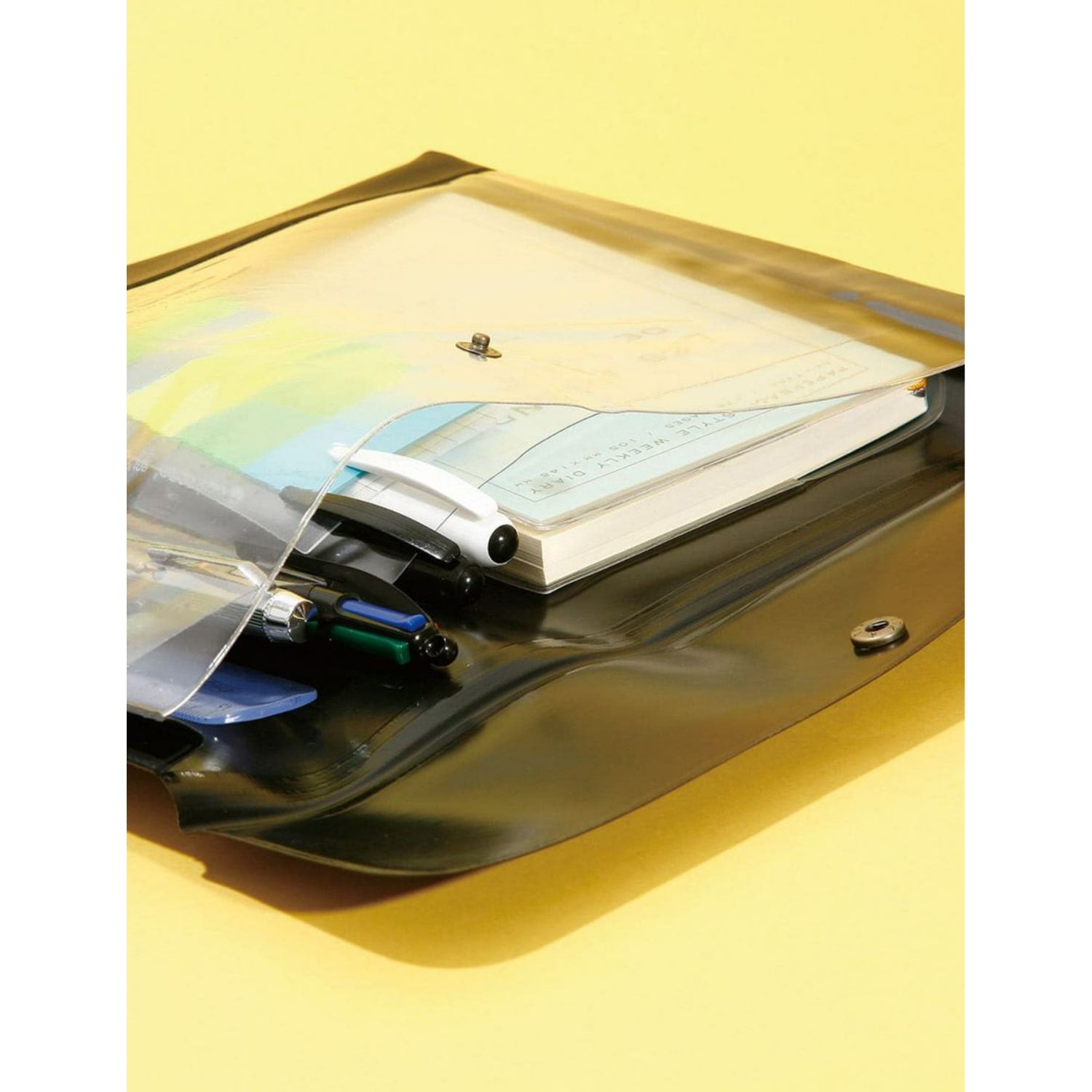 Hightide Nahe A4 translucent PVC case, imported from the UK