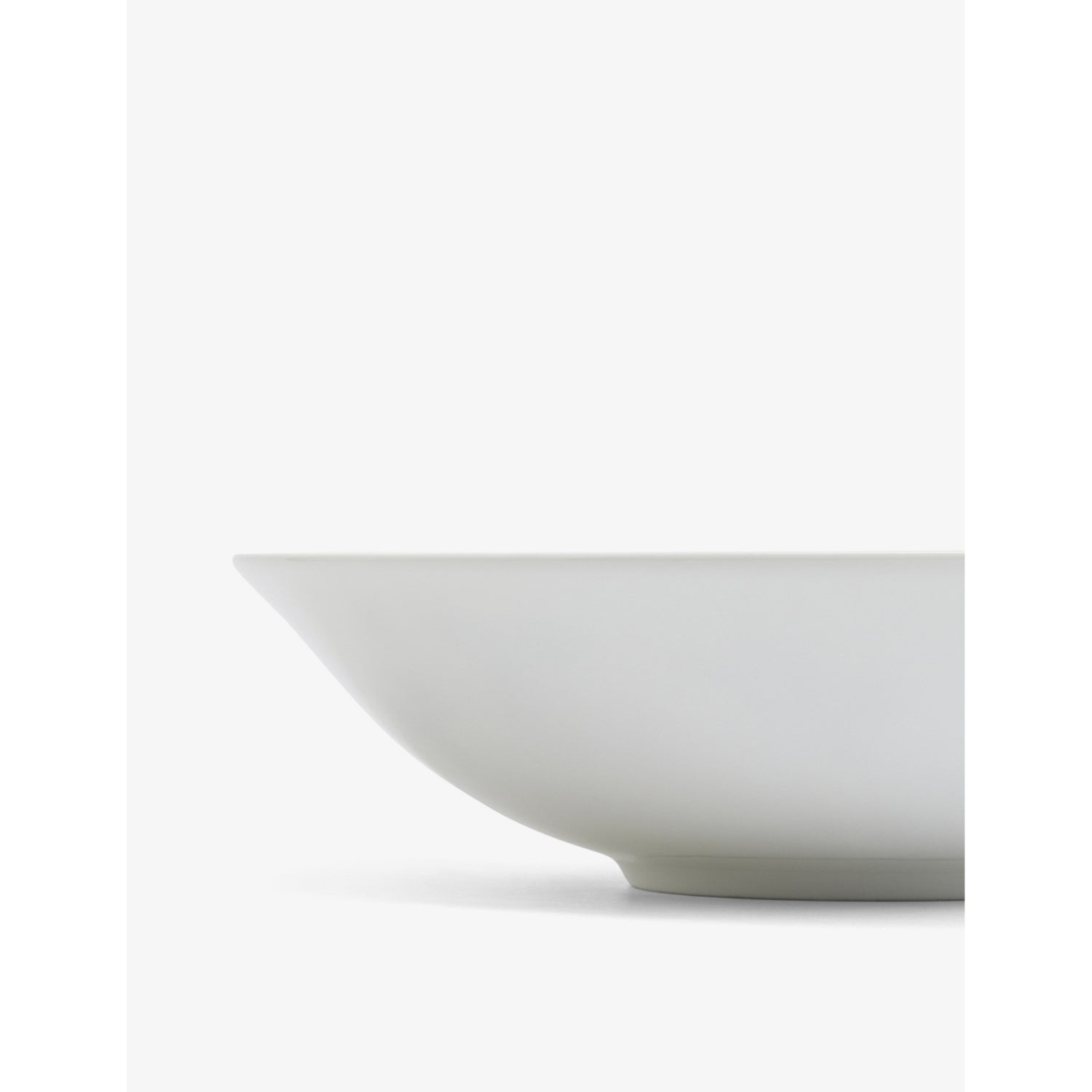 Wedgwood Wild Strawberry bone china coupe bowl 20cm (British brand)