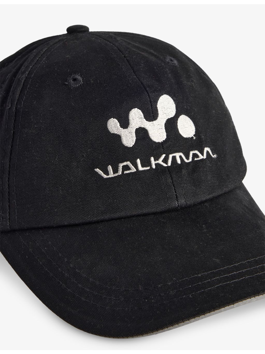 RESELFRIDGES Walkman woven cap pre-loved, UK version