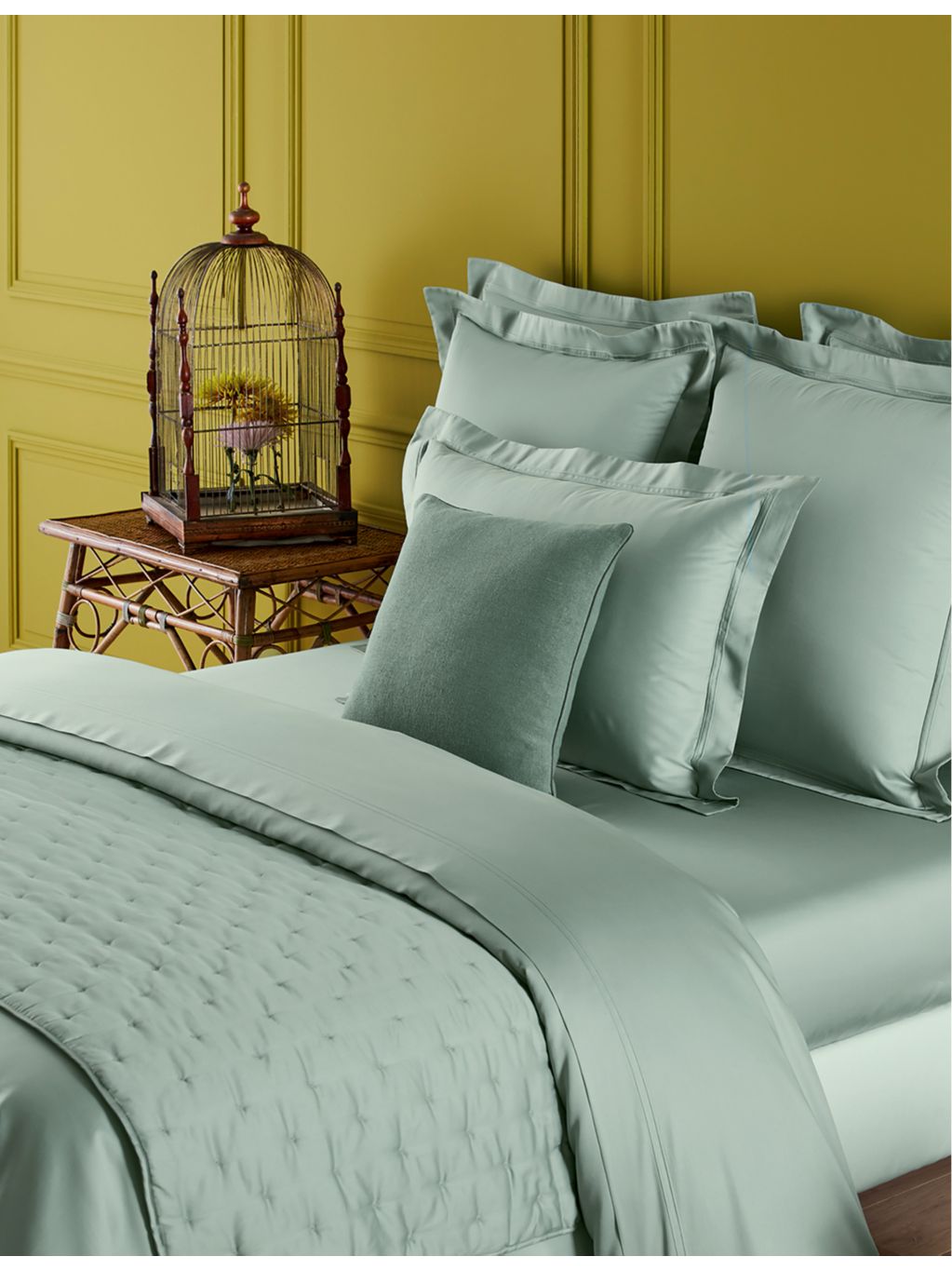 Yves Delorme cotton Oxford pillowcase 65cm square, UK version