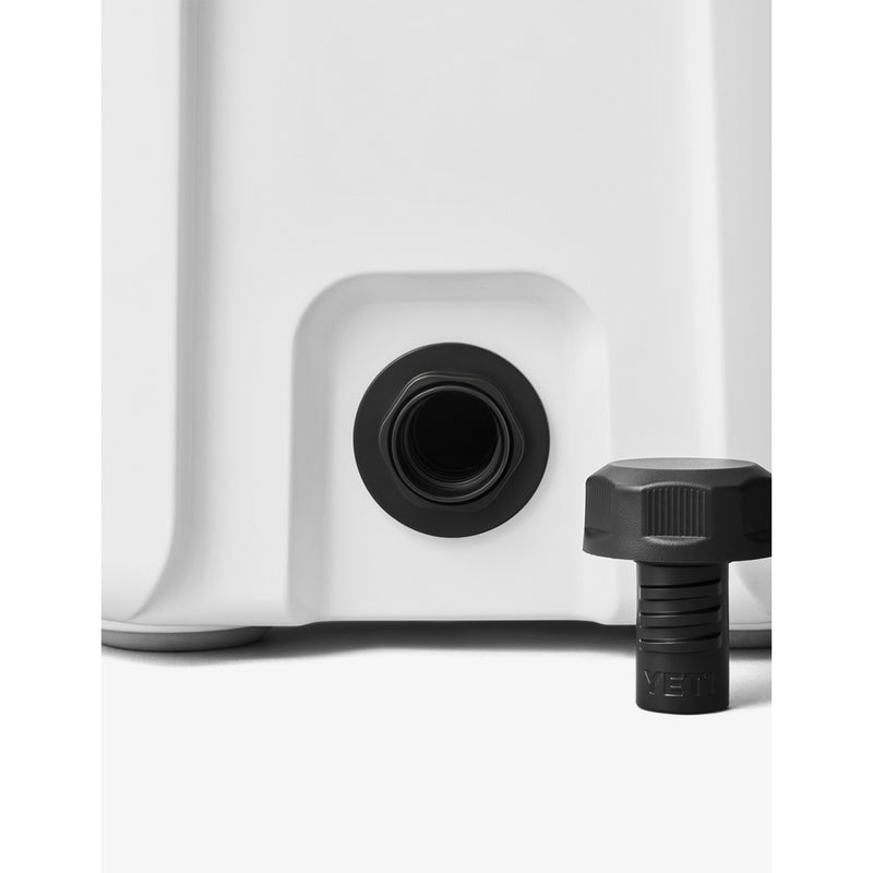 YETI Roadie 15 cooler box 15L, imported from the UK