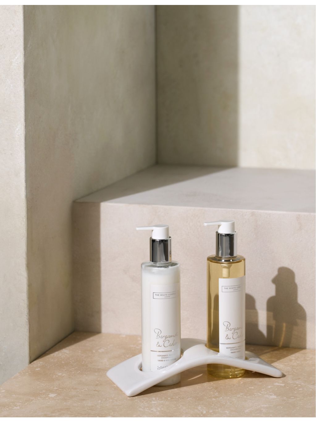 The White Company Morston stoneware bottle holder 20cm, imported from the UK