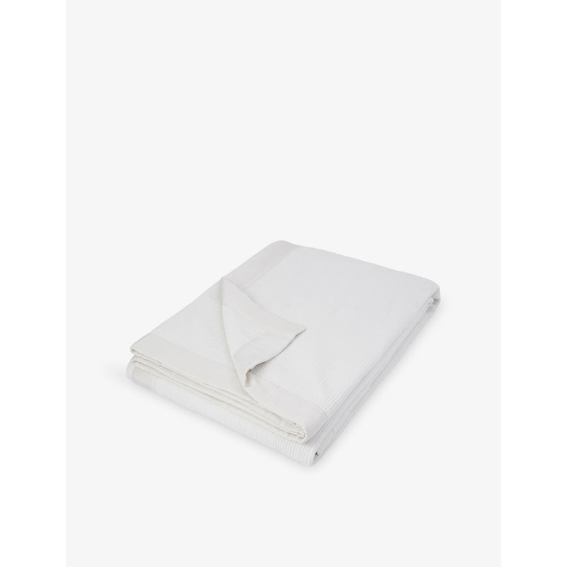 The White Company Belgravia cotton quilt with silk trim - British product