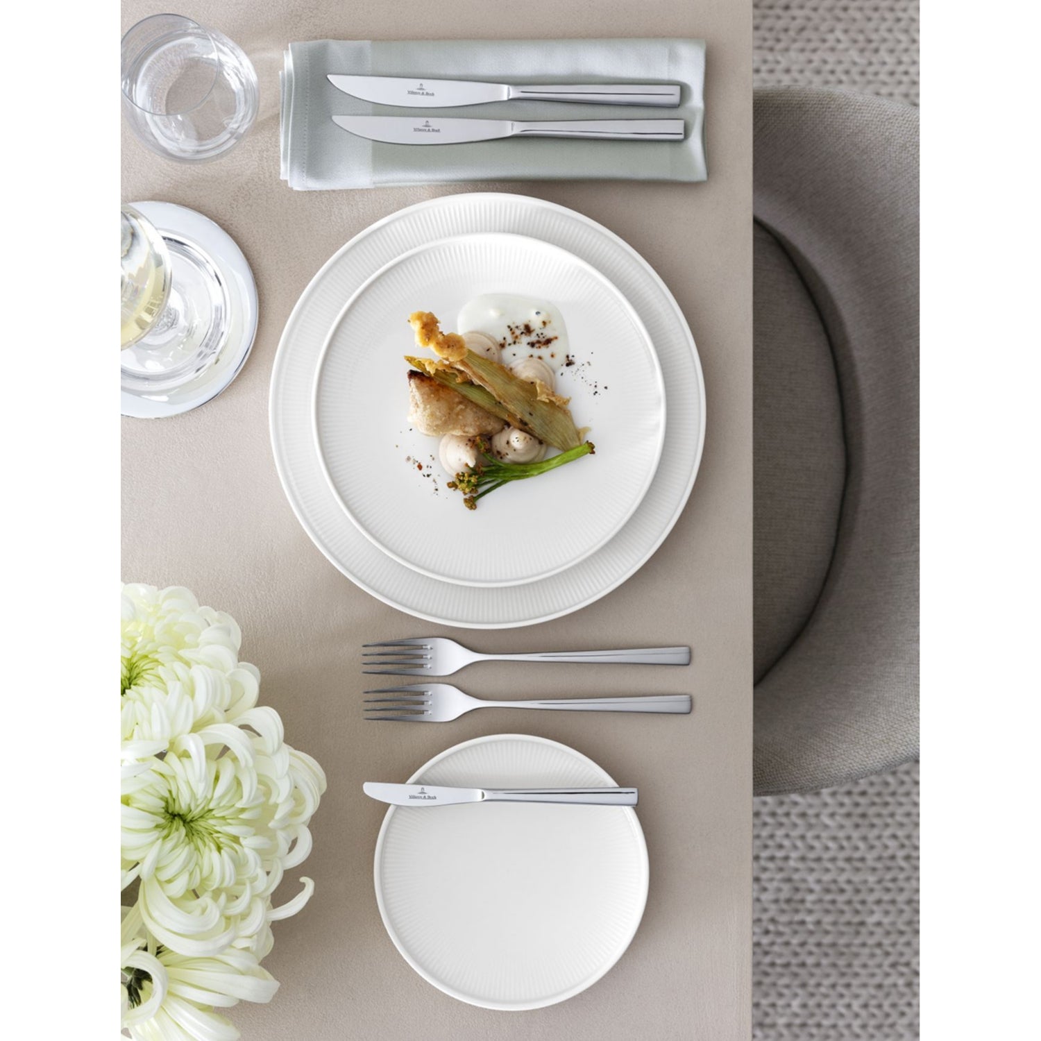 Villeroy & Boch Afina porcelain plate 17cm, imported from the UK