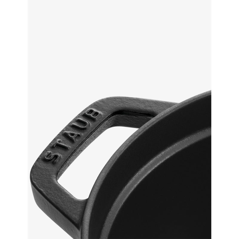 Staub oval cast iron cocotte, UK version