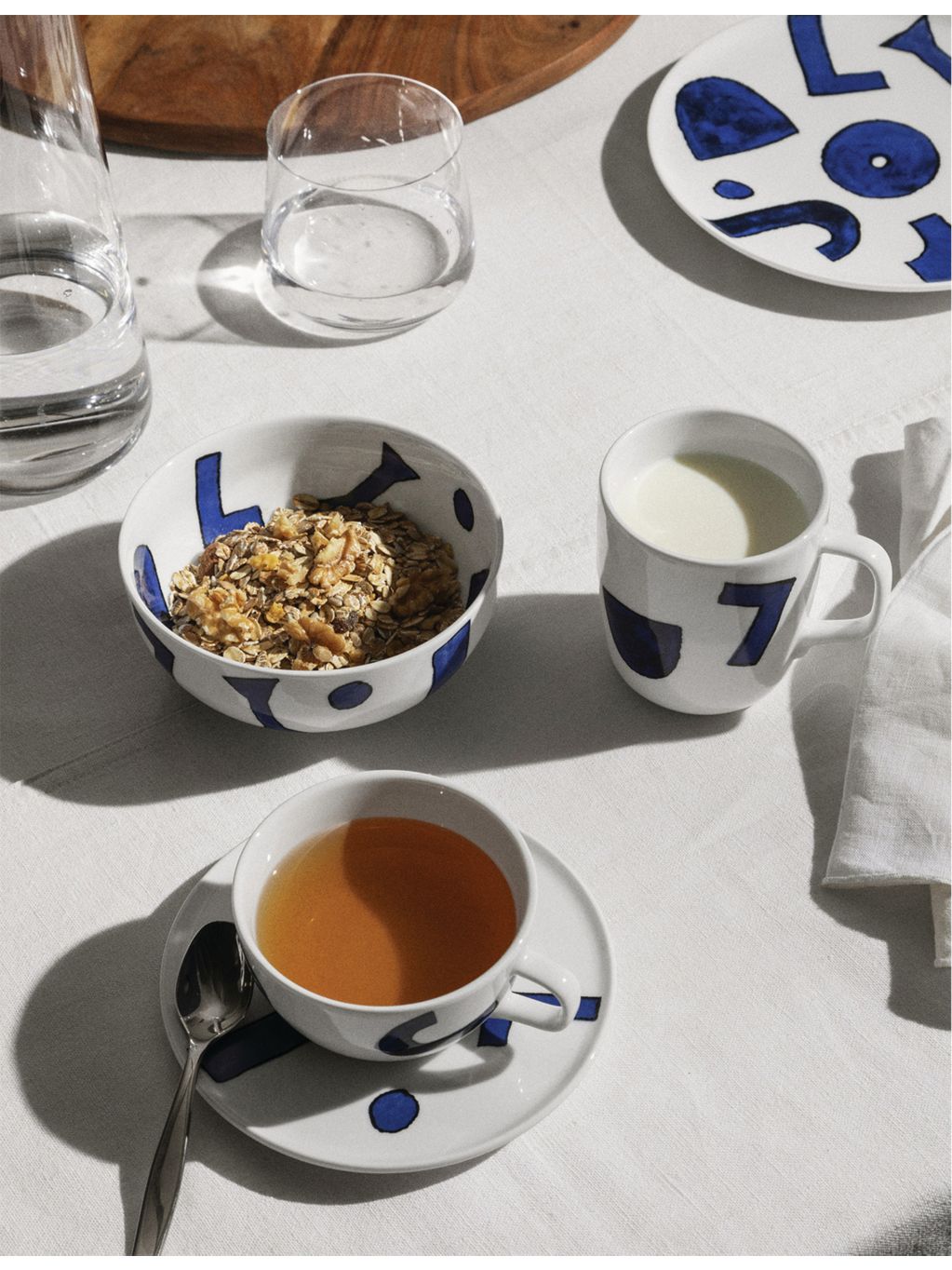 Alessi Itsumo Yunoki porcelain teacup and saucer set 16cm, UK version