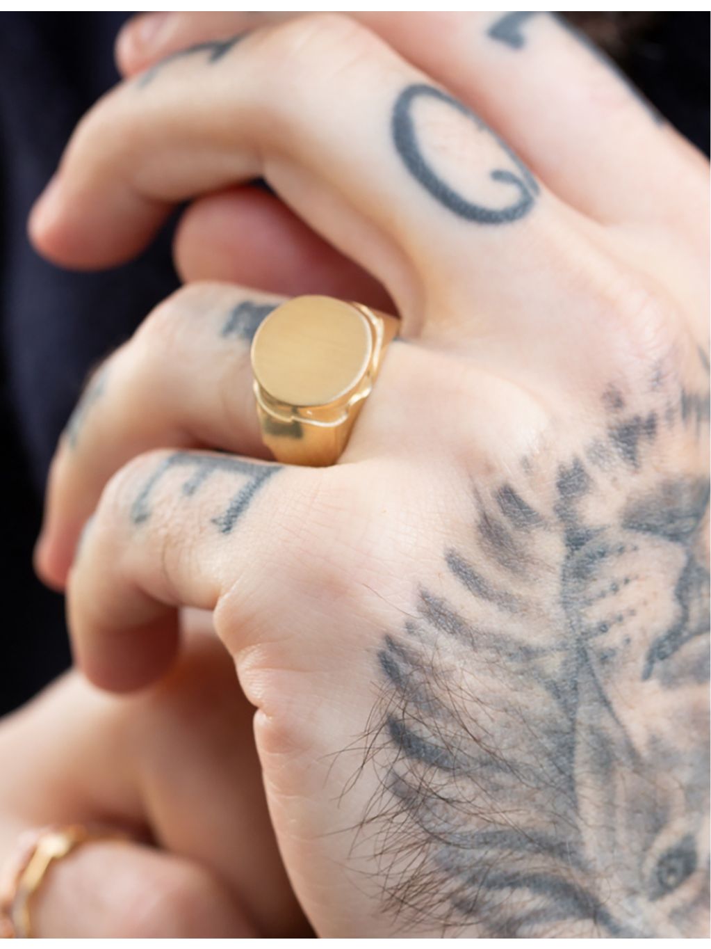Biiju signet ring Sandstorm 18ct yellow gold-plated sterling silver (British brand)
