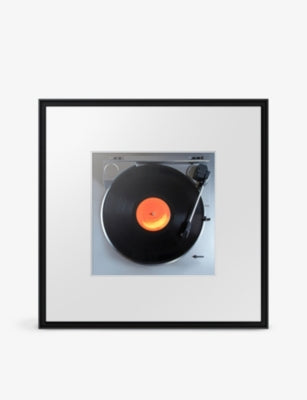Samsung smart speaker Music Frame LS60D (British brand)