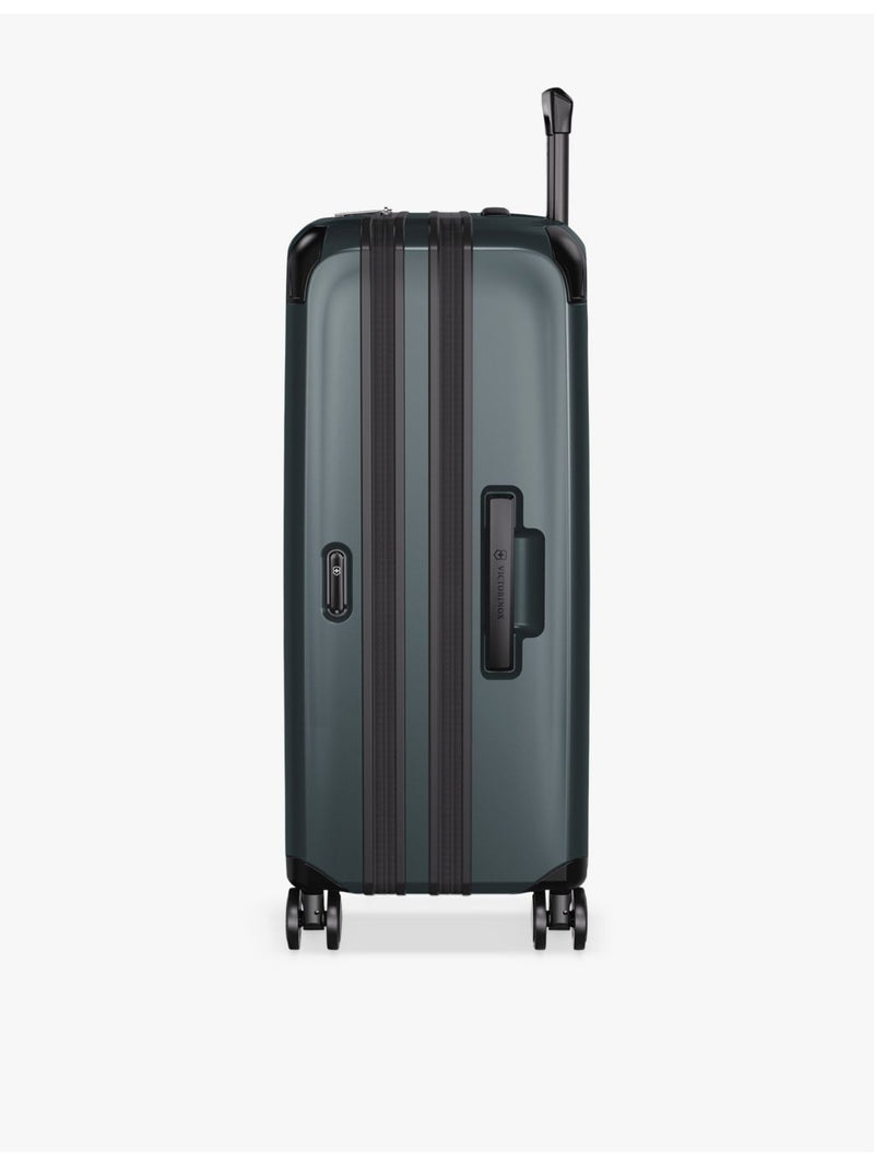 Victorinox Spectra 3.0 medium expandable suitcase (British brand)