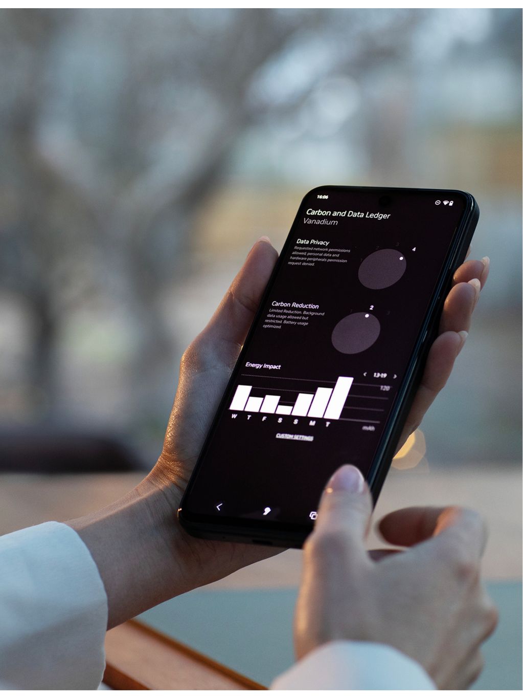 Punkt MC02 smarterphone with Apostrophy OS - British product
