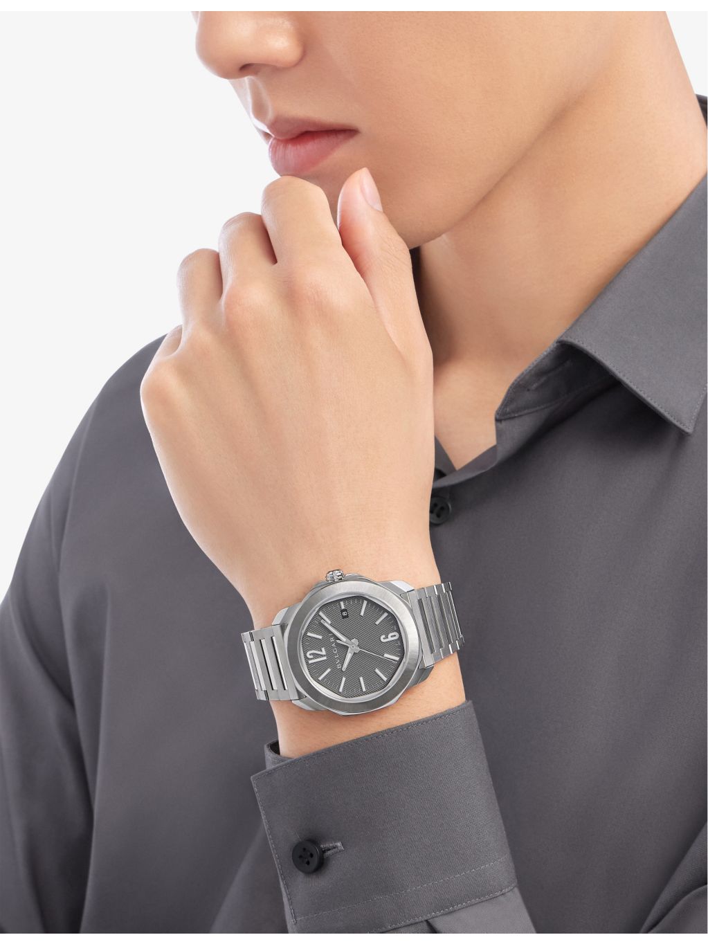 Bvlgari Octo Roma chronograph watch 41mm (British brand)