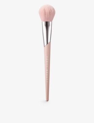 Fenty Beauty sculpting bronzer brush 195 (British brand)