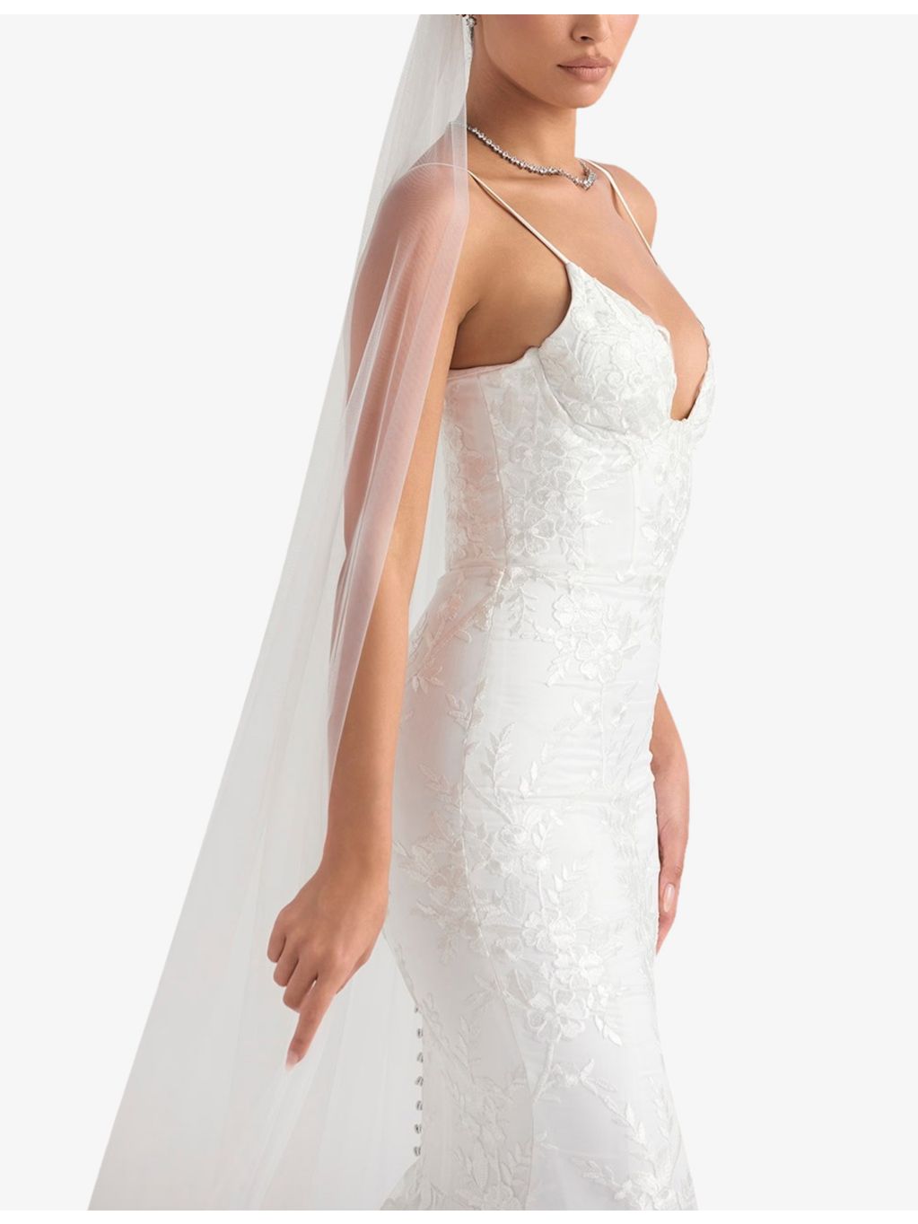 House of CB Leone tulle and satin veil 245cm, UK version