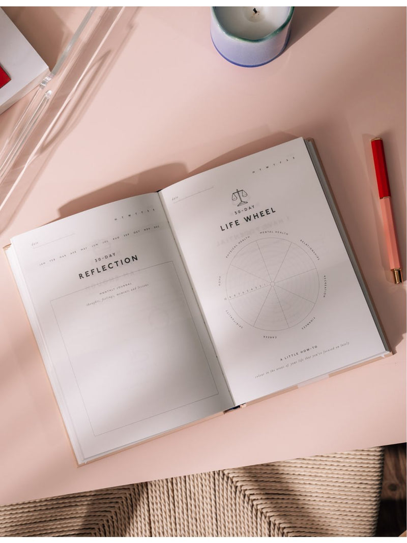 Papier Reflect Gratitude paper journal 21.5cm x 15.3cm - British product
