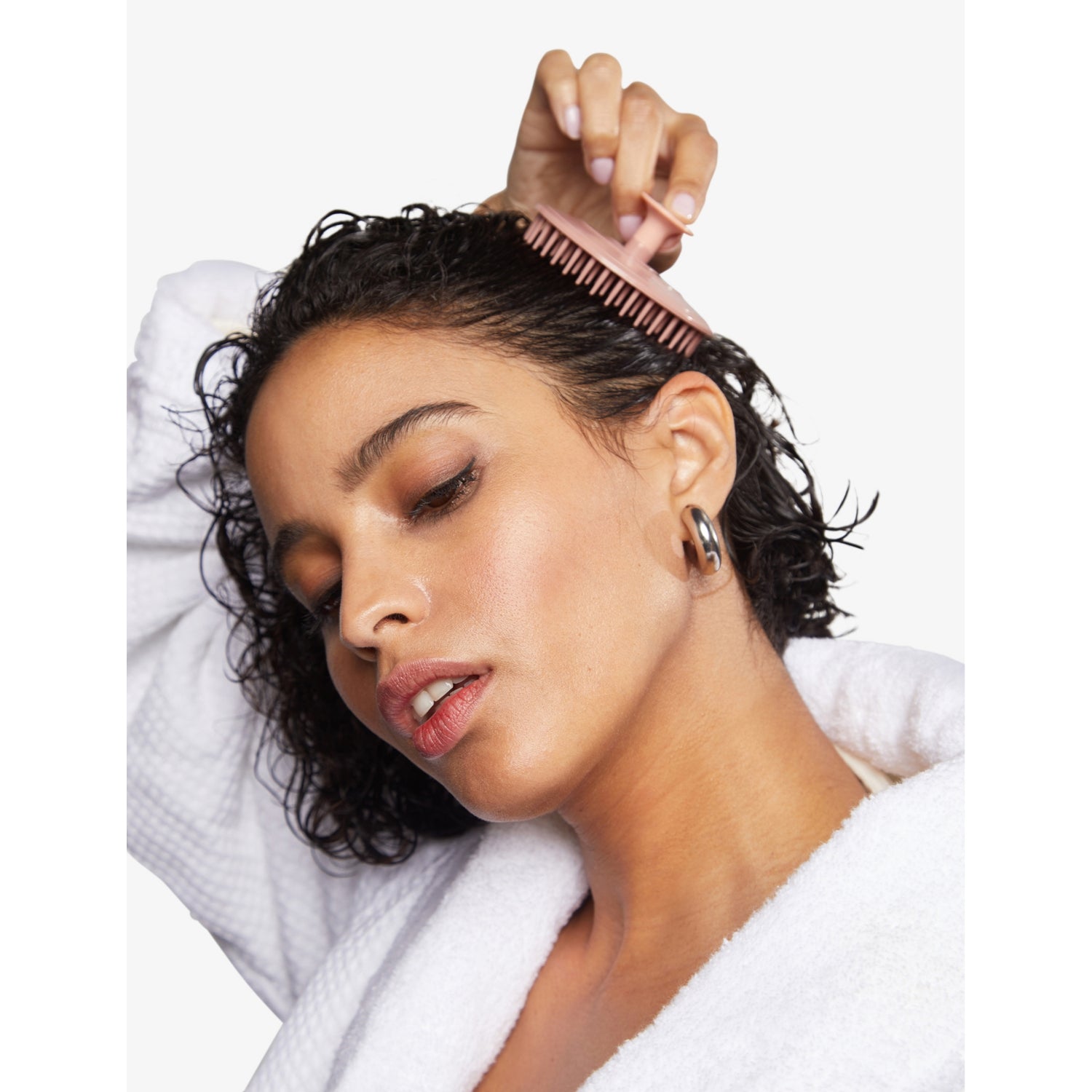 Kitsch handheld scalp exfoliator hair tool - British product