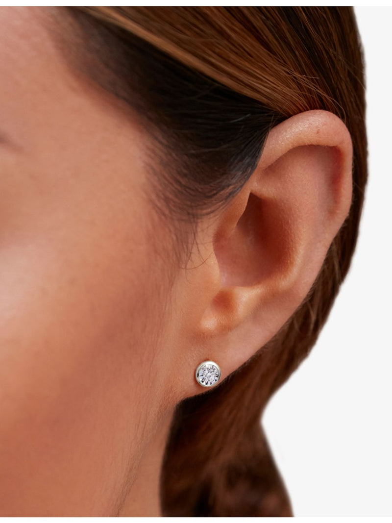 Solitaire sterling silver diamond stud earrings 0.082ct (British brand)