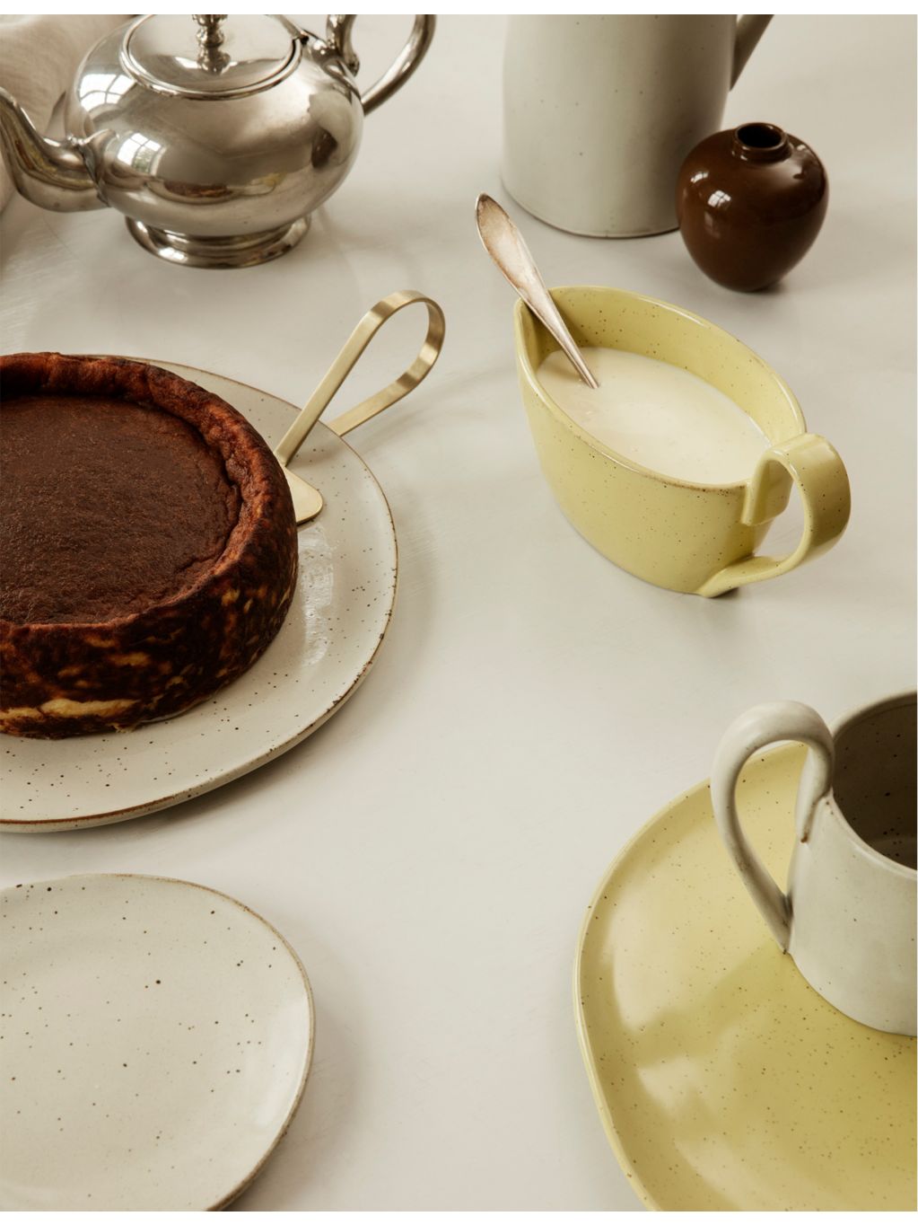 Ferm Living Flow small porcelain plate 15cm, imported from the UK