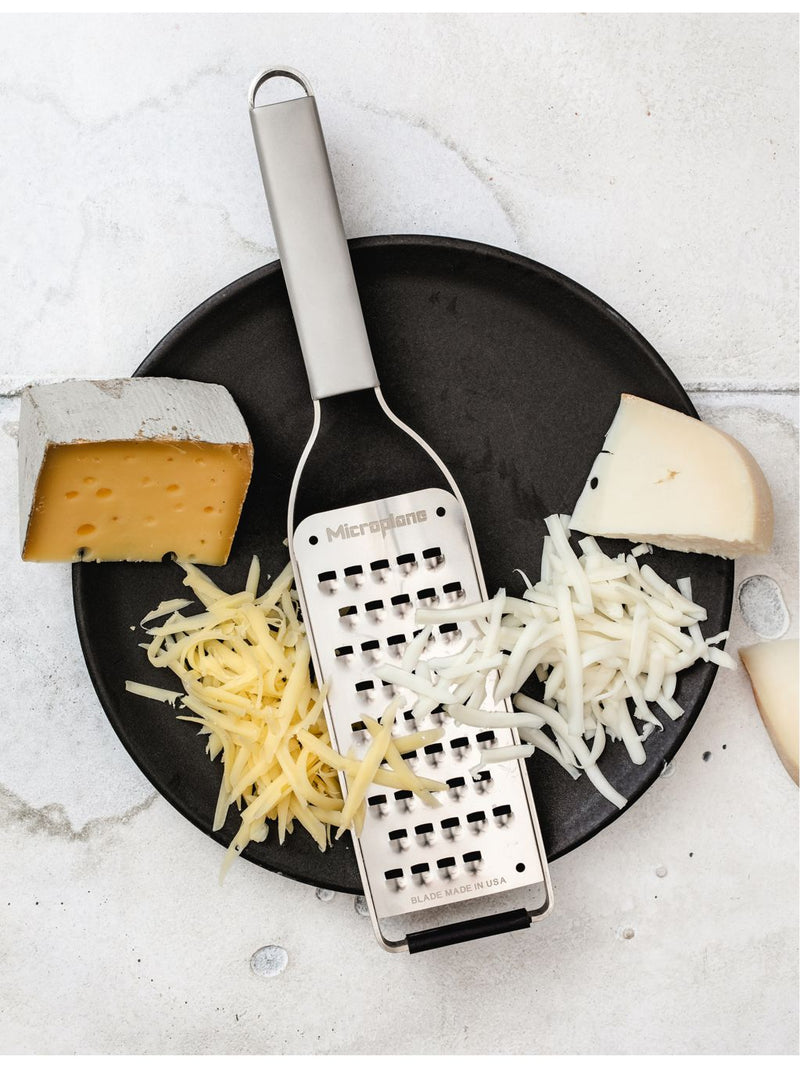 Microplane coarse stainless-steel grater 31.5cm - British product