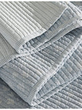 The White Company floral-print super king cotton quilt (British brand)