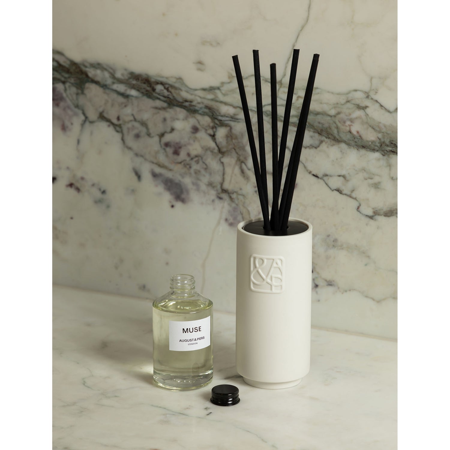 AUGUST&PIERS Muse ceramic reed diffuser 200ml - British product