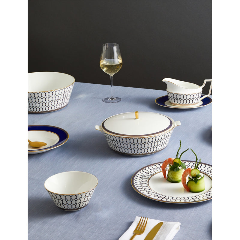 Wedgwood Renaissance Gold bone china soup bowl 20cm, UK version
