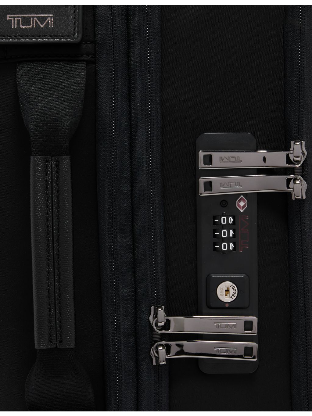 TUMI Voyageur Léger expandable carry-on suitcase 50L (British brand)