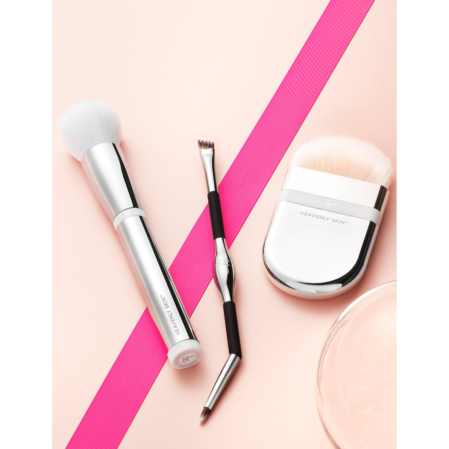 IT Cosmetics Heavenly Luxe Tightliner makeup brush set, UK version