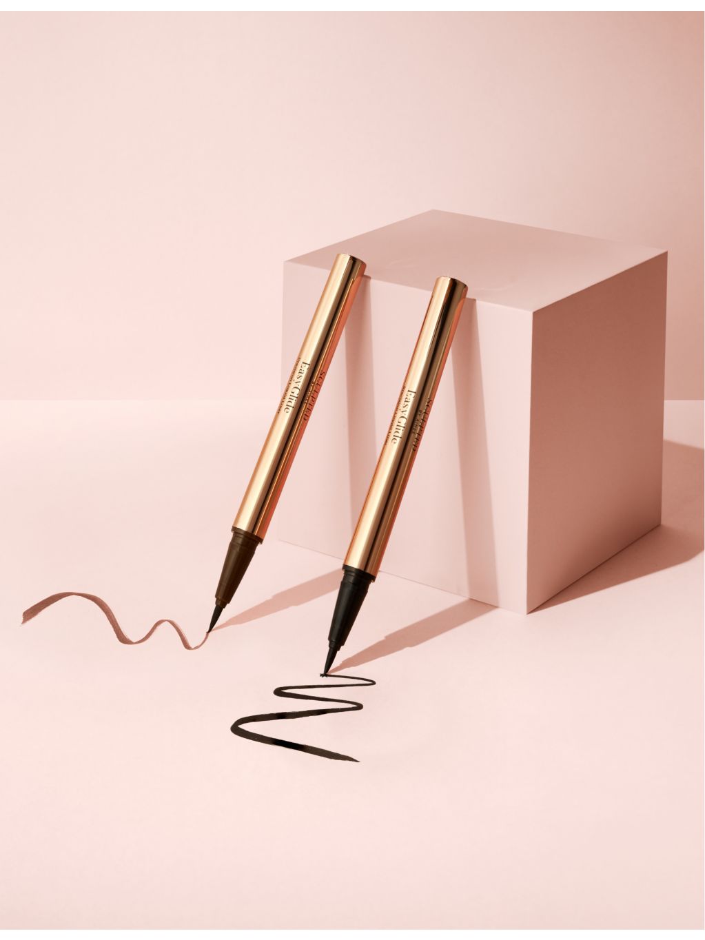 Sculpted By Aimee precision liquid eyeliner 3.5g - British product