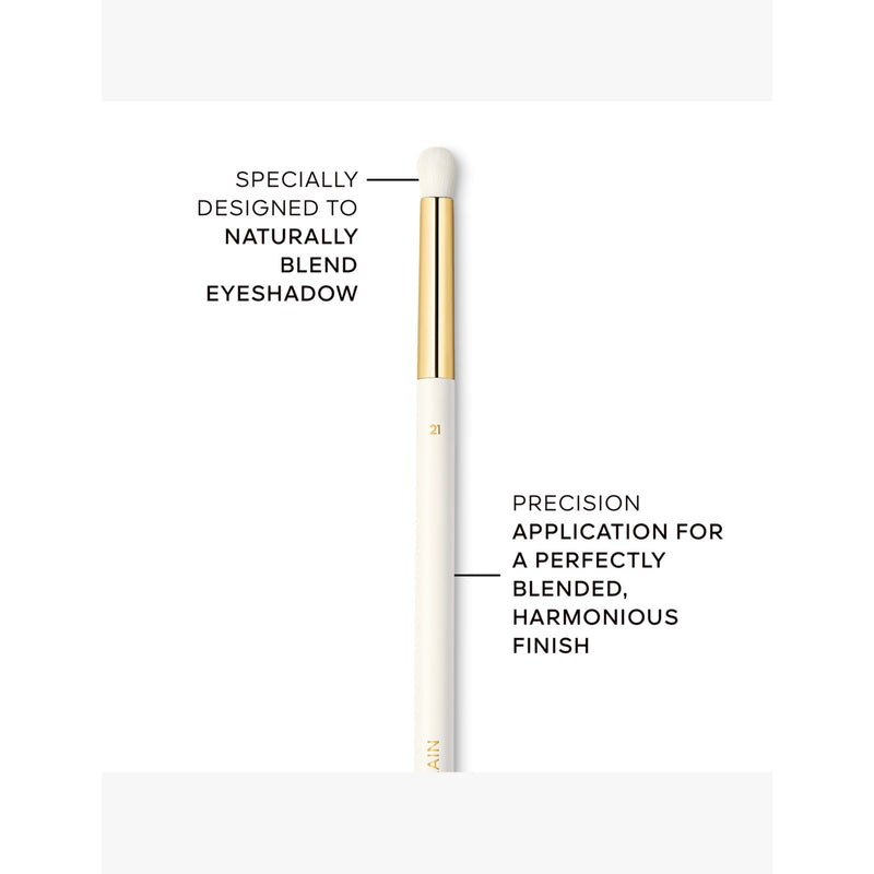 Guerlain N°21 eyeshadow blending eye brush, imported from the UK