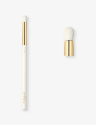 Guerlain N°21 eyeshadow blending eye brush, imported from the UK