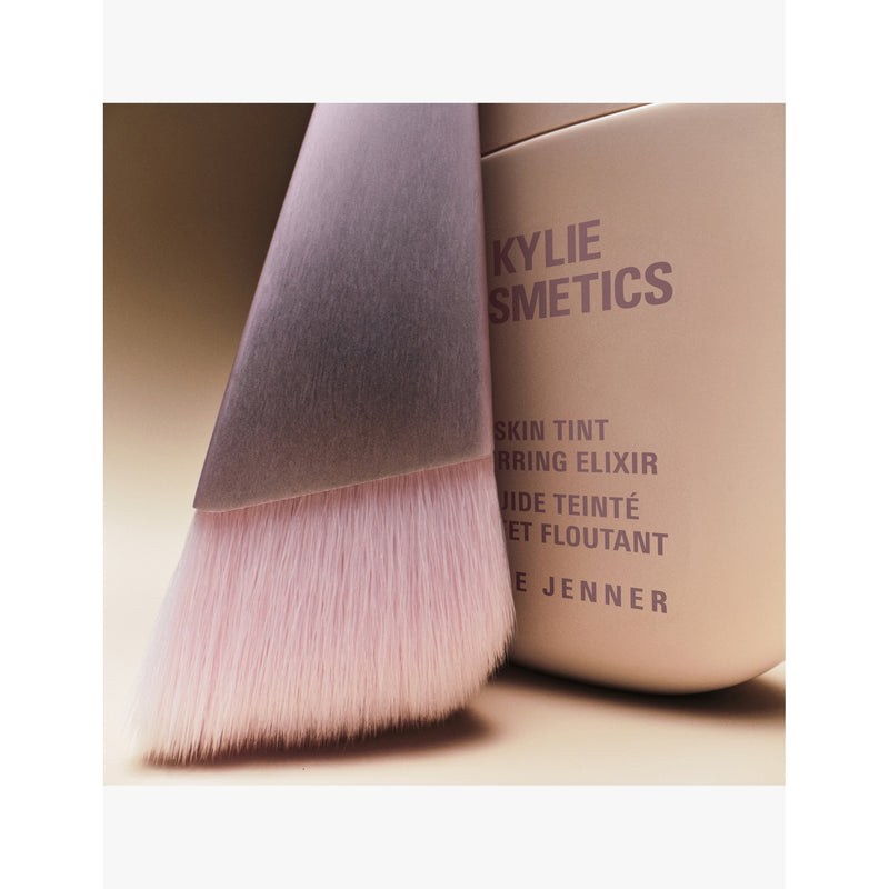 Kylie Skin Tint 03 brush with 100% synthetic bristles (British brand)