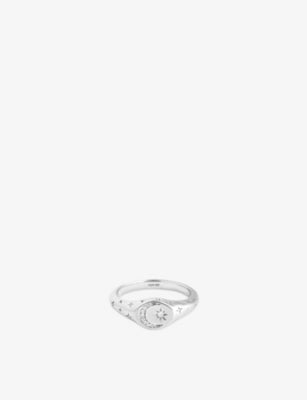 Astrid & Miyu cosmic signet ring in gold plated silver (British brand)