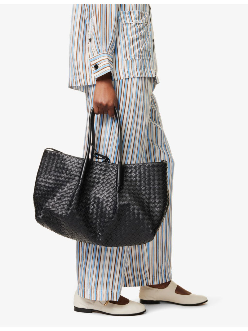 Bottega Veneta reversible leather shoulder bag (British brand)