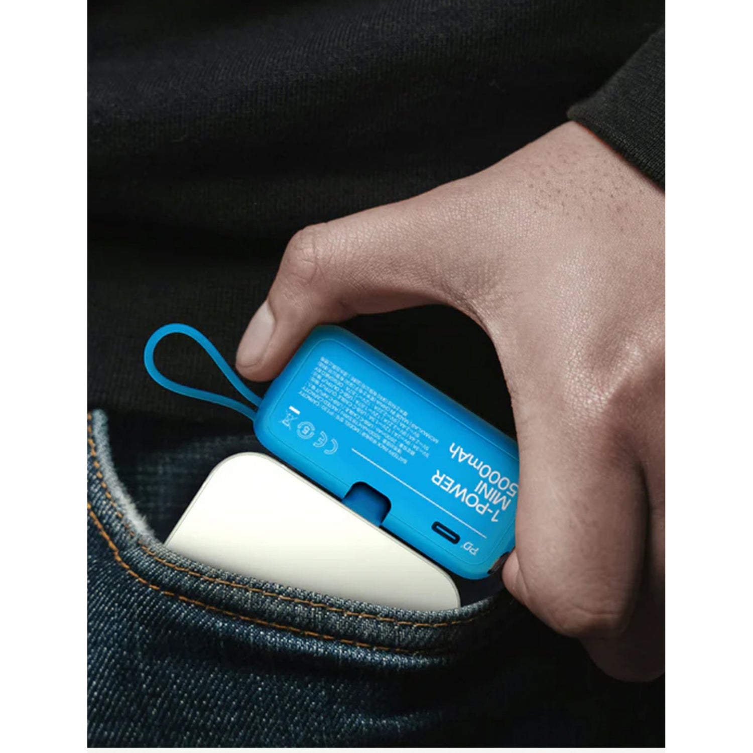 Momax 5000mAh power bank with USB-C cable (British brand)