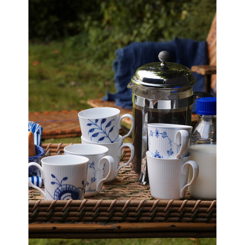 Royal Copenhagen Blue Fluted porcelain mug 39cl, UK version