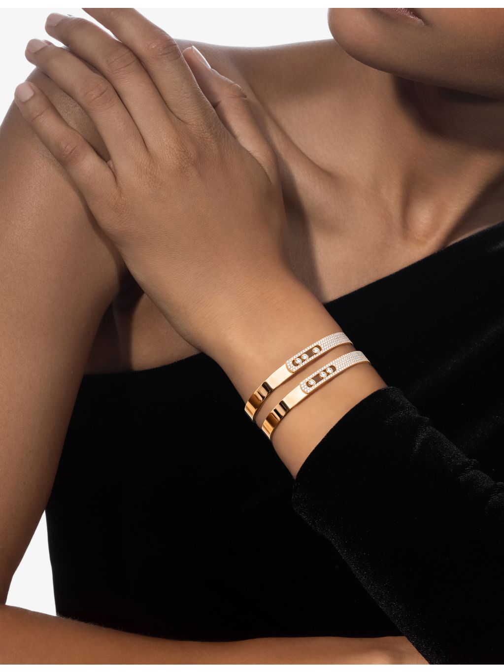 Messika Move Noa bangle 18ct yellow gold pavé diamonds, UK version