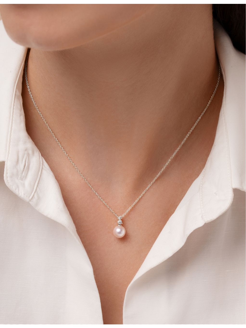 Yoko London 18ct white gold Akoya pearl diamond necklace (British brand)