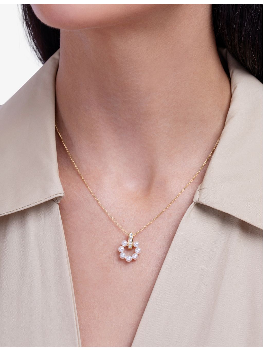 Yoko London diamond and Akoya pearl pendant necklace, imported from the UK